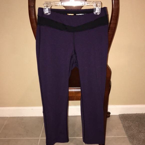 Lucy Pants - Lucy powermax Hatha collection capri leggings